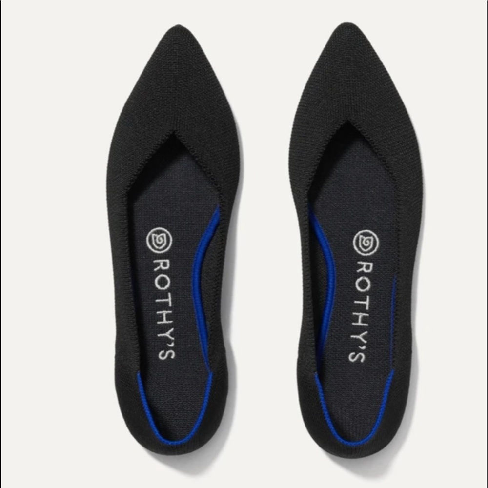 New Rothy’s Black Pointed Flats Size 6.5